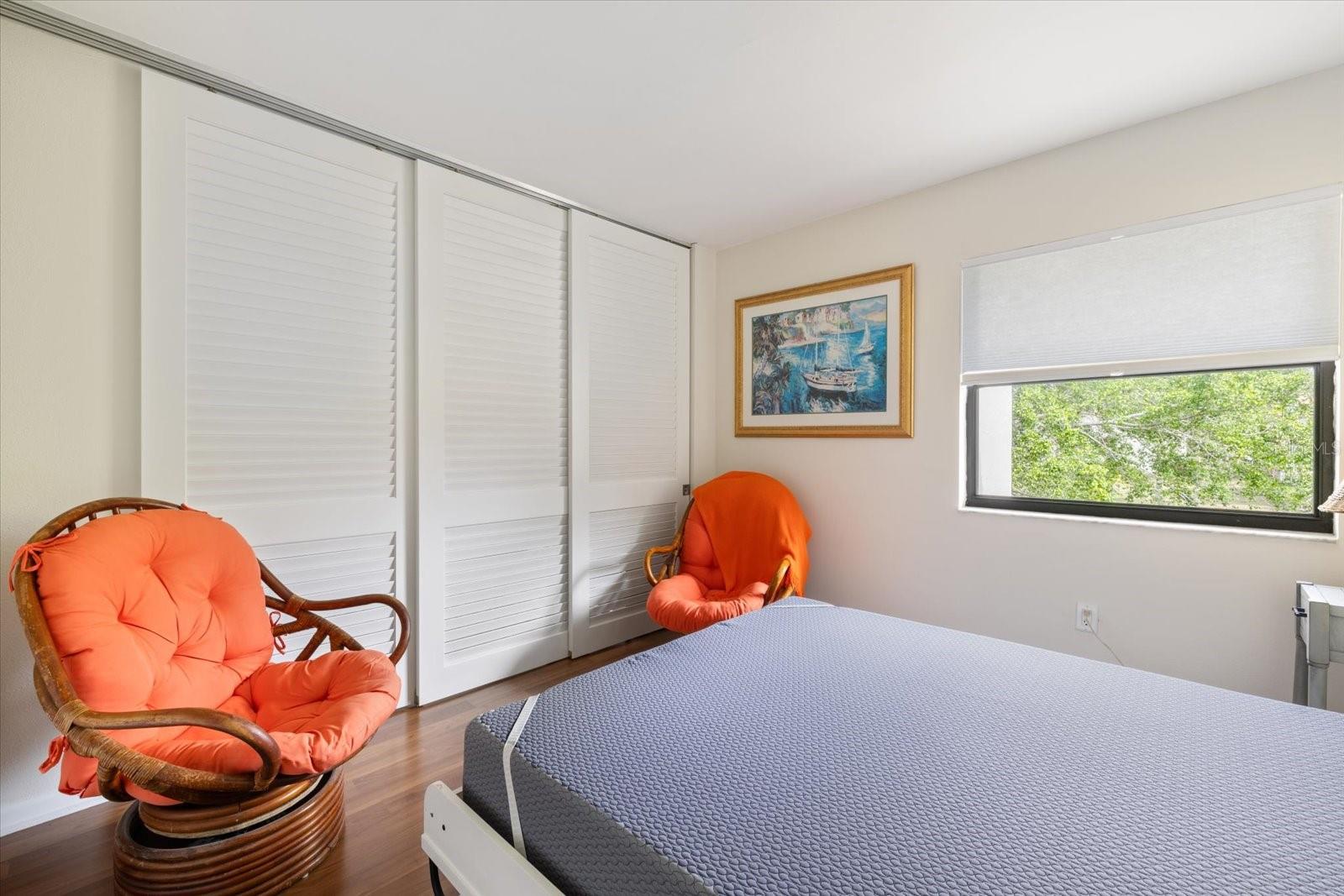 BIRD BAY V - Residential