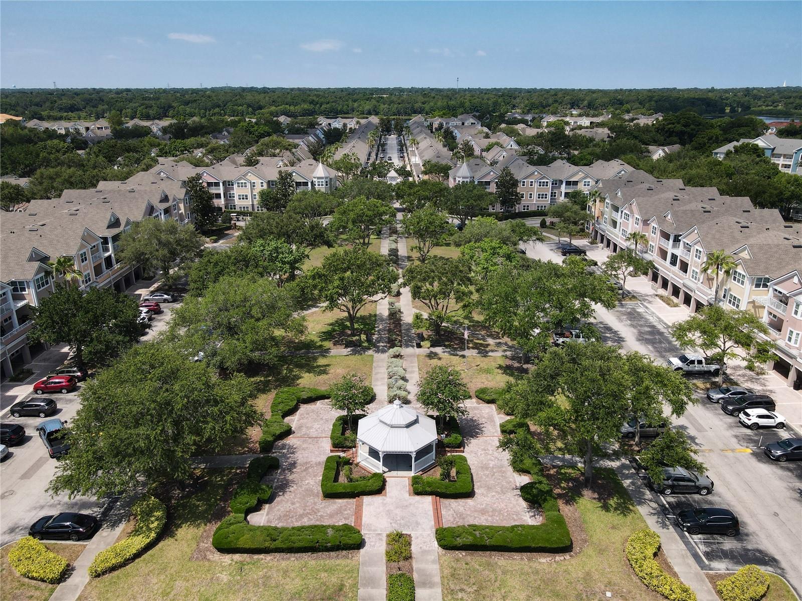 HAMPTONS/METROWEST - Residential