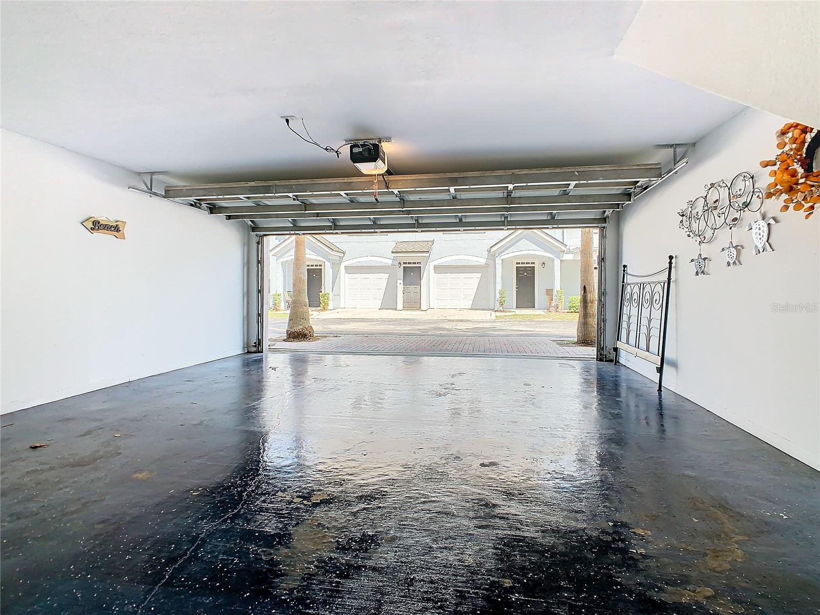 HAMPTONS/METROWEST - Residential