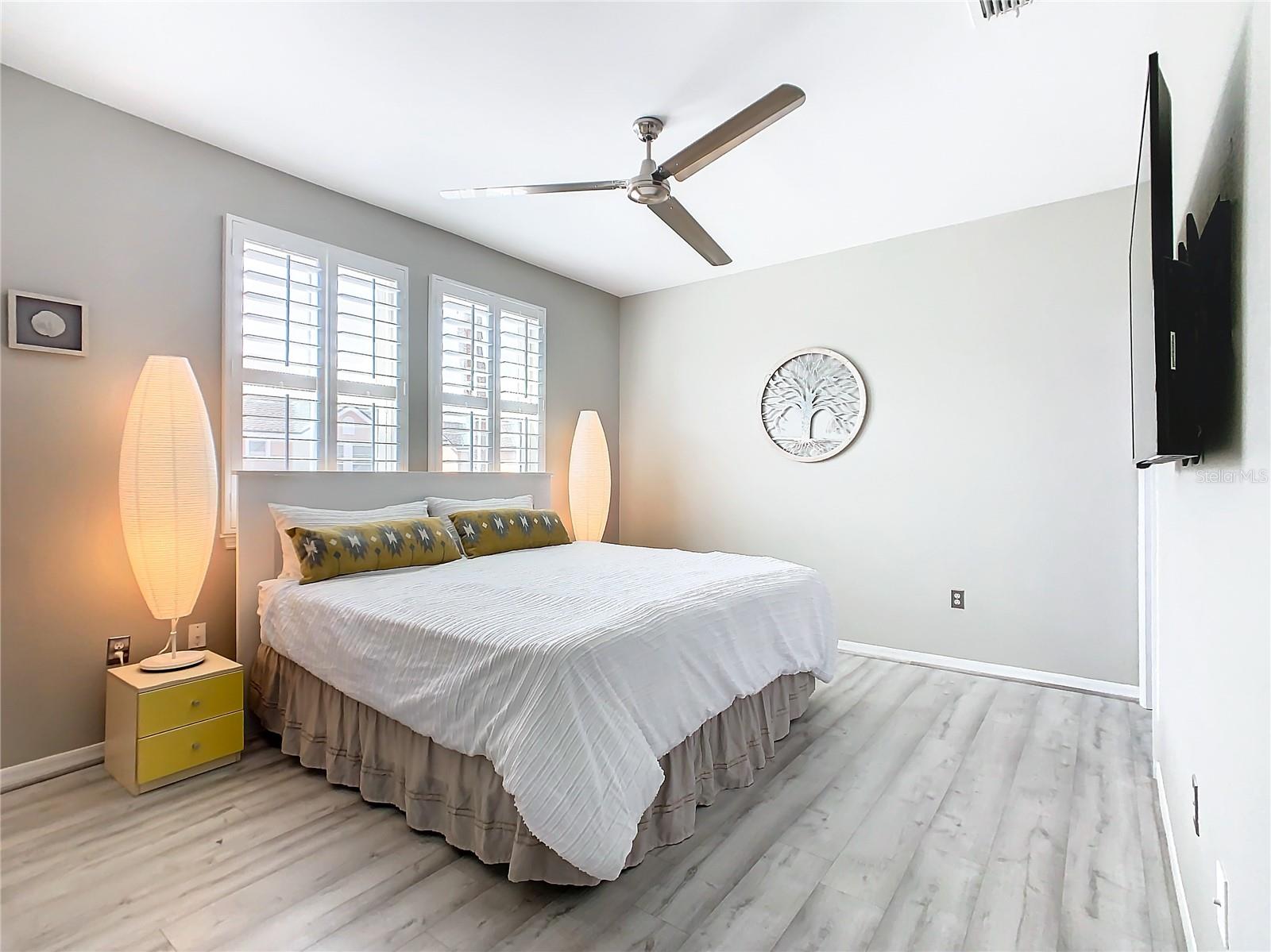 HAMPTONS/METROWEST - Residential