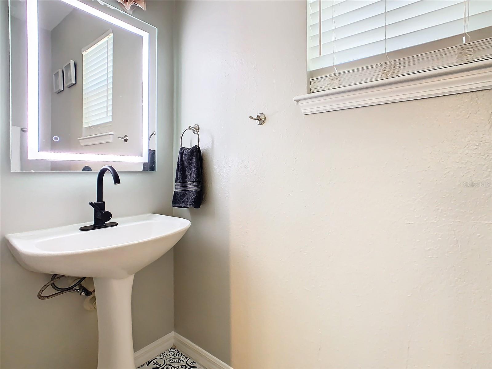 HAMPTONS/METROWEST - Residential