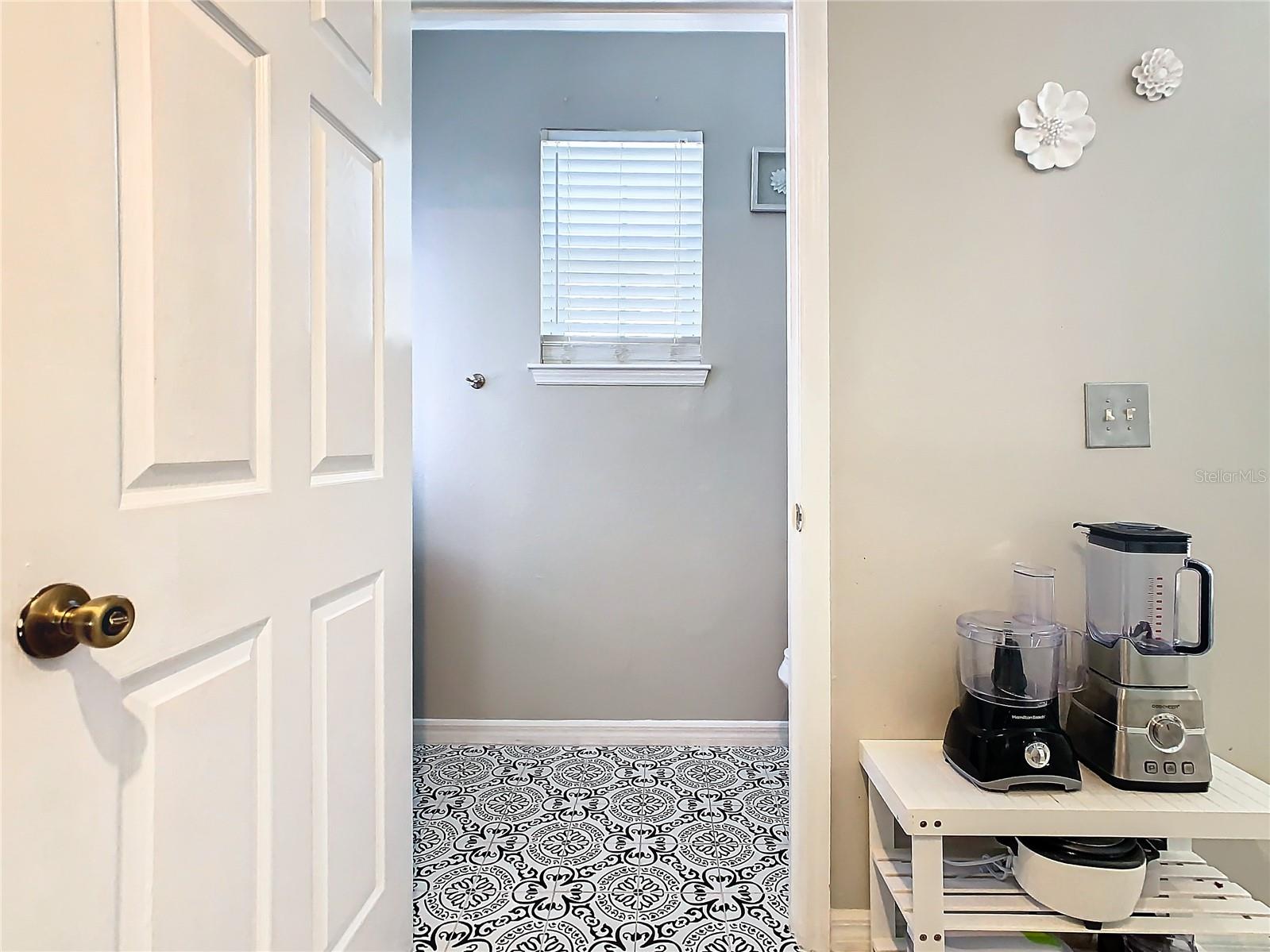 HAMPTONS/METROWEST - Residential