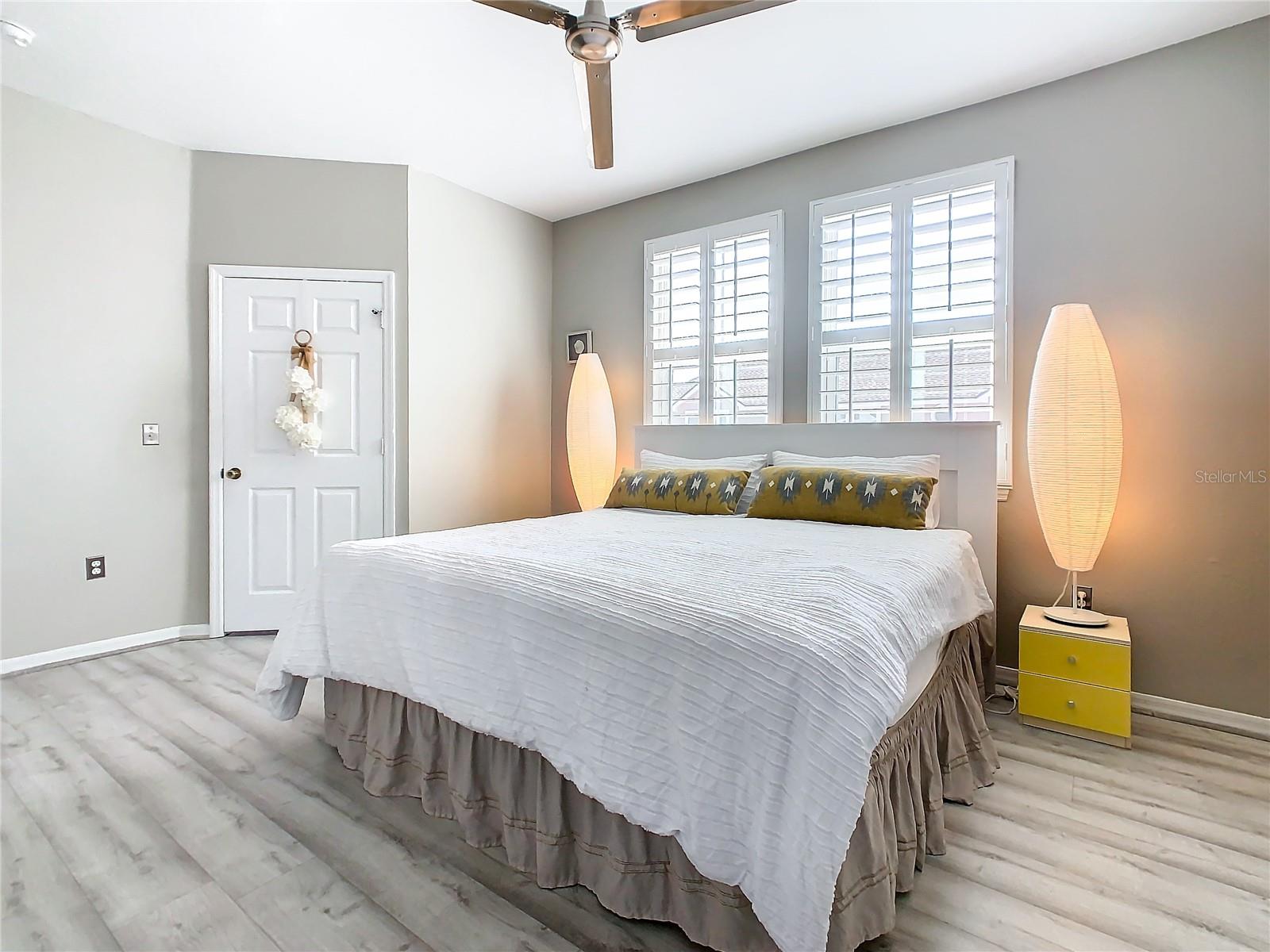 HAMPTONS/METROWEST - Residential