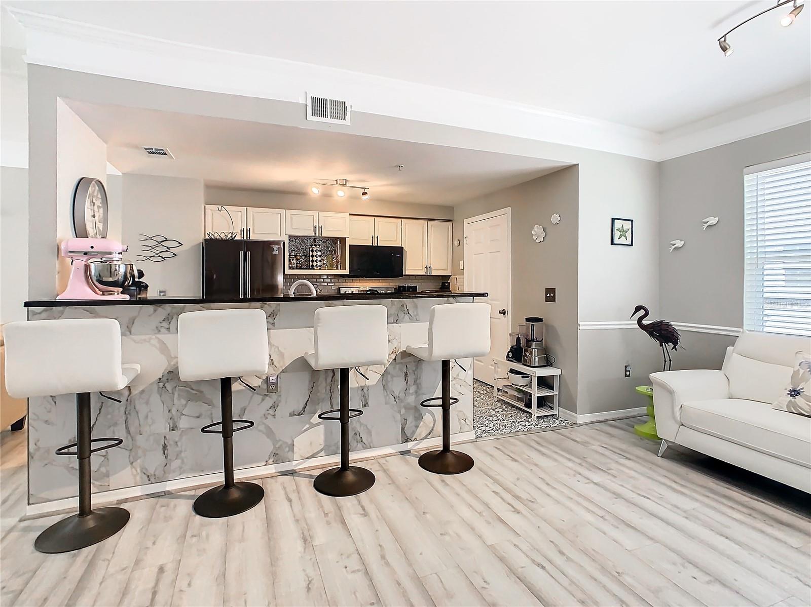 HAMPTONS/METROWEST - Residential