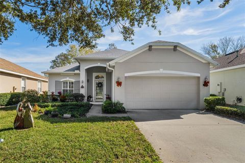 A home in DELAND