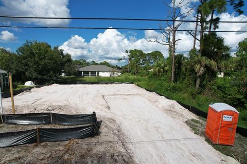 A home in NORTH PORT