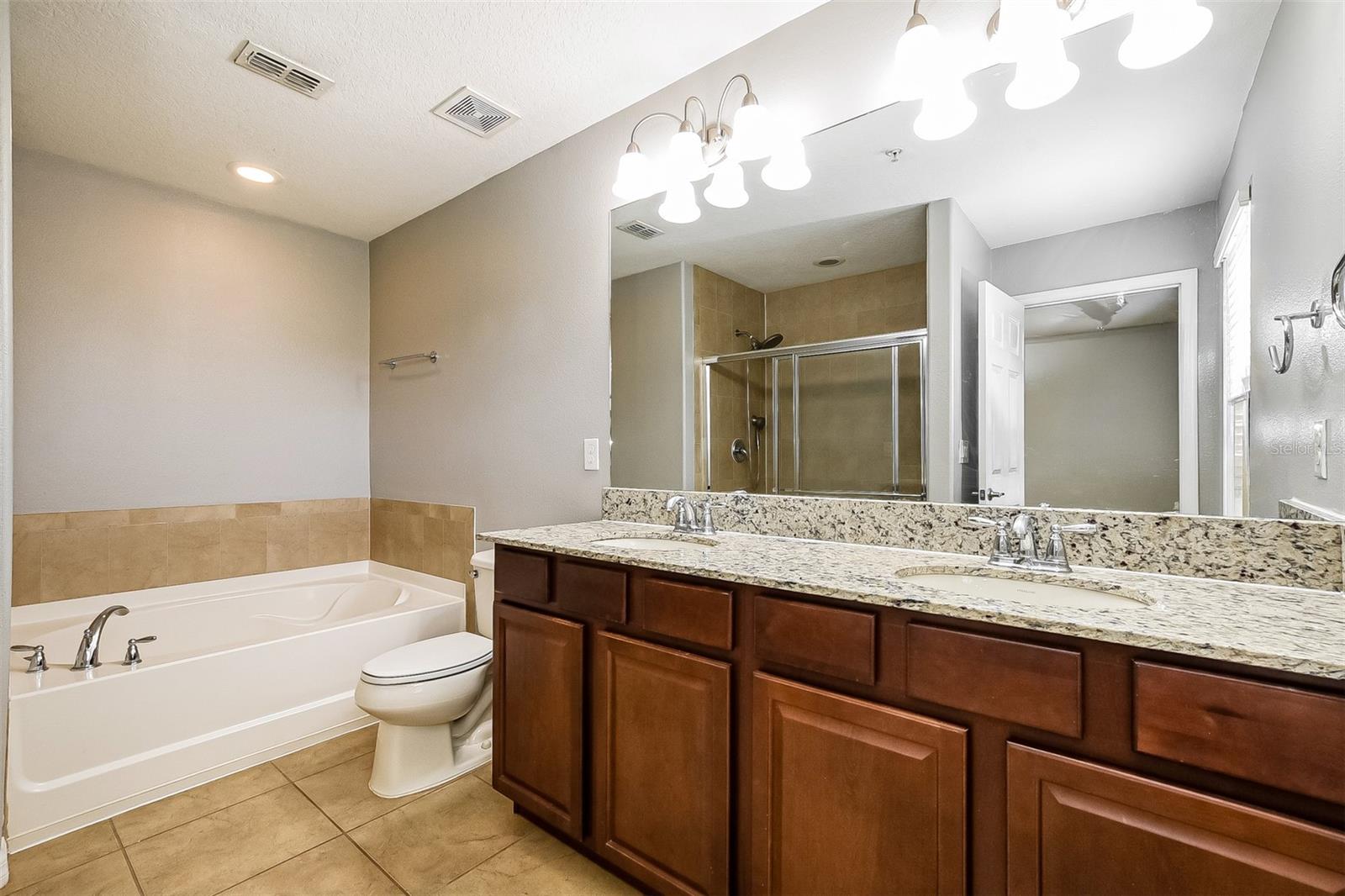 JESUPS LANDING - Residential