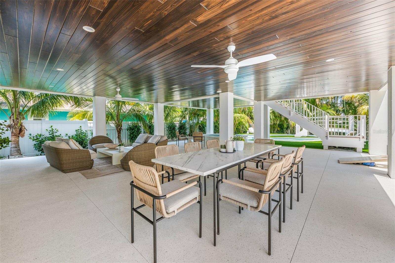 6999300; ANNA MARIA BEACH; LOT 15; BLOCK 17; PB 1/ - Residential