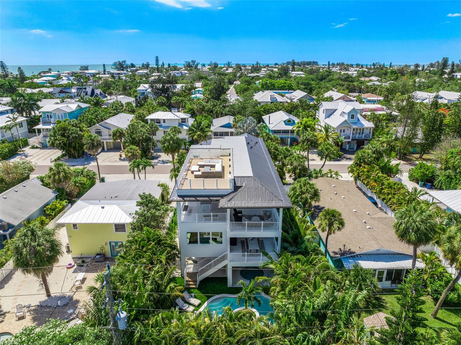 6999300; ANNA MARIA BEACH; LOT 15; BLOCK 17; PB 1/ - Residential