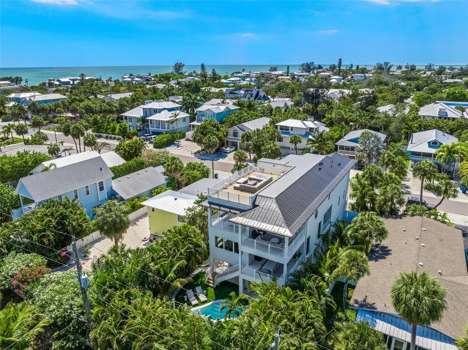 6999300; ANNA MARIA BEACH; LOT 15; BLOCK 17; PB 1/ - Residential