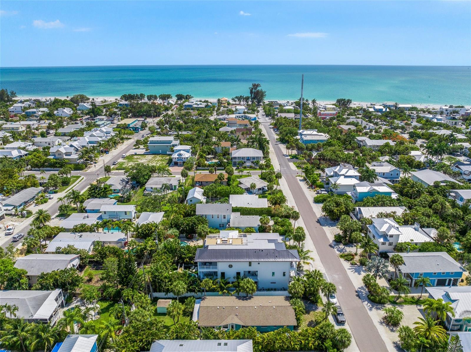 6999300; ANNA MARIA BEACH; LOT 15; BLOCK 17; PB 1/ - Residential
