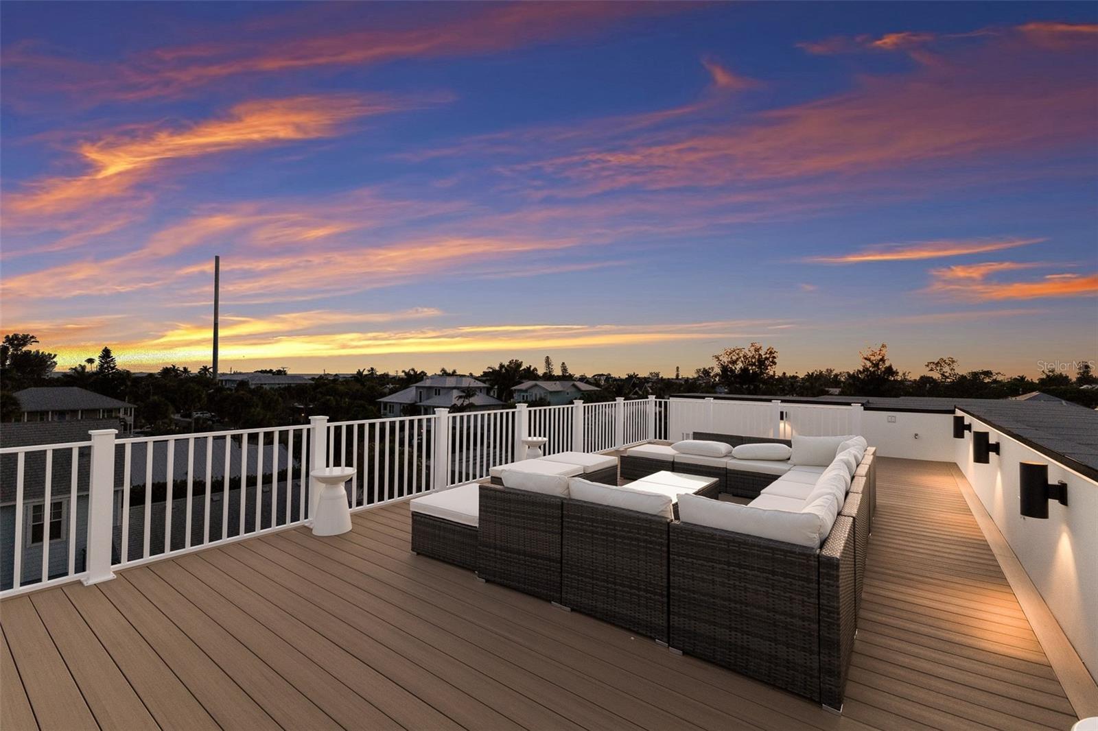 6999300; ANNA MARIA BEACH; LOT 15; BLOCK 17; PB 1/ - Residential
