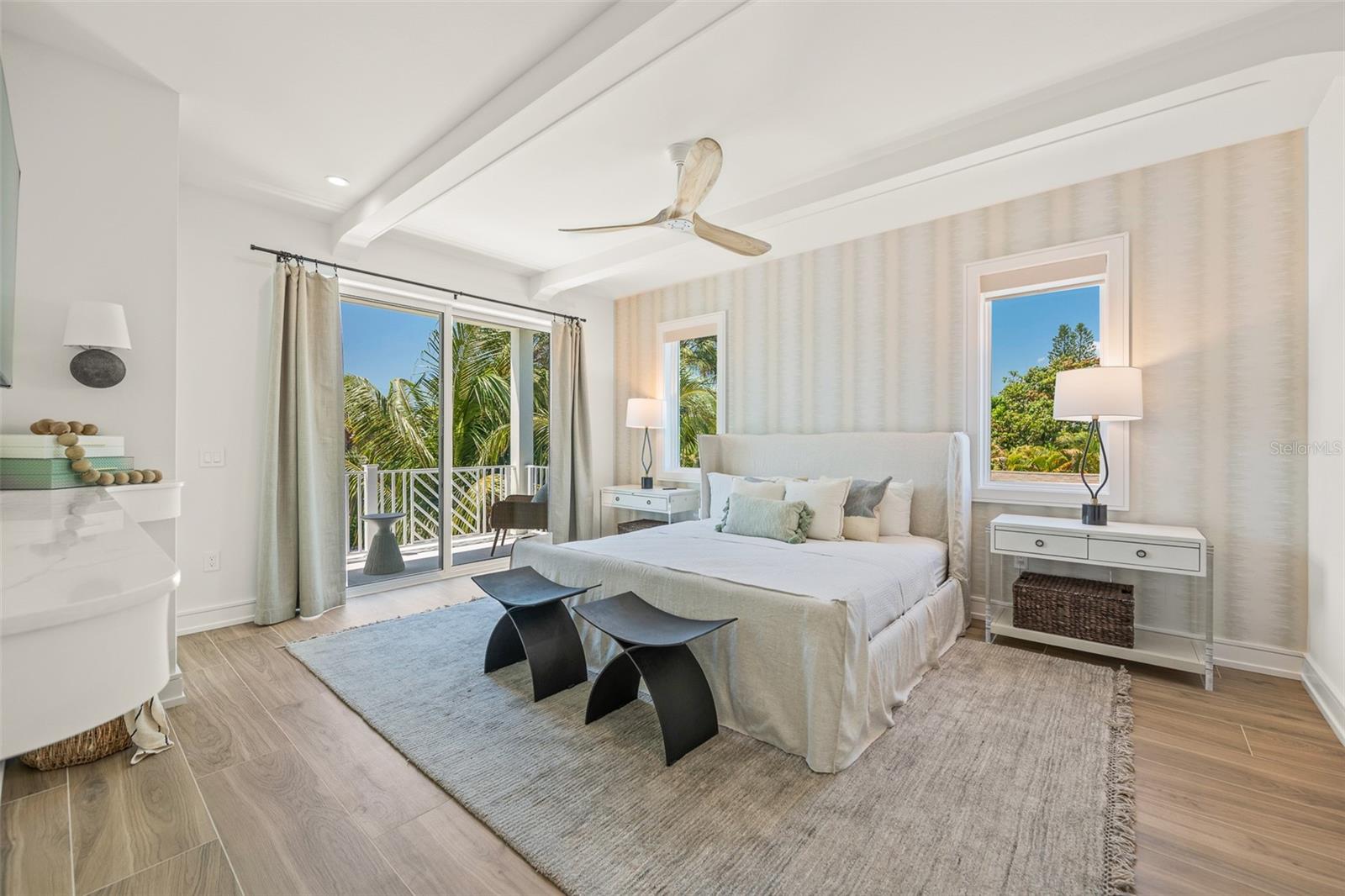 6999300; ANNA MARIA BEACH; LOT 15; BLOCK 17; PB 1/ - Residential
