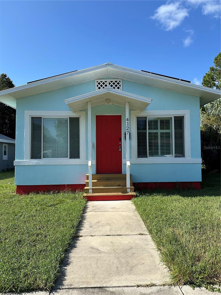Beautiful Home in the Heart of Central Oak Park! Don’t miss this opportunity to own a 2-bedroom, 1-bathroom with a renovated kitchen that features newer soft-close cabinets, granite countertops, and all new appliances including a space-saving 2-in-1 washer/dryer combo. The renovated bathroom offers double vanities and a stylish rain fall shower, creating a spa-like retreat. Step outside to a blank-slate yard ready for your personal landscaping vision. The fully fenced backyard includes convenient alley access for off-street parking. Ideally located in Flood Zone X, this home is just a 7-minute drive to downtown St. Pete, and offers quick access to I-275. Enjoy all the charm of nearby Central Avenue, Kenwood, Grand Central, and Historic Uptown—just minutes away. This home truly has it all location, updates, and charm. Schedule your showing today!