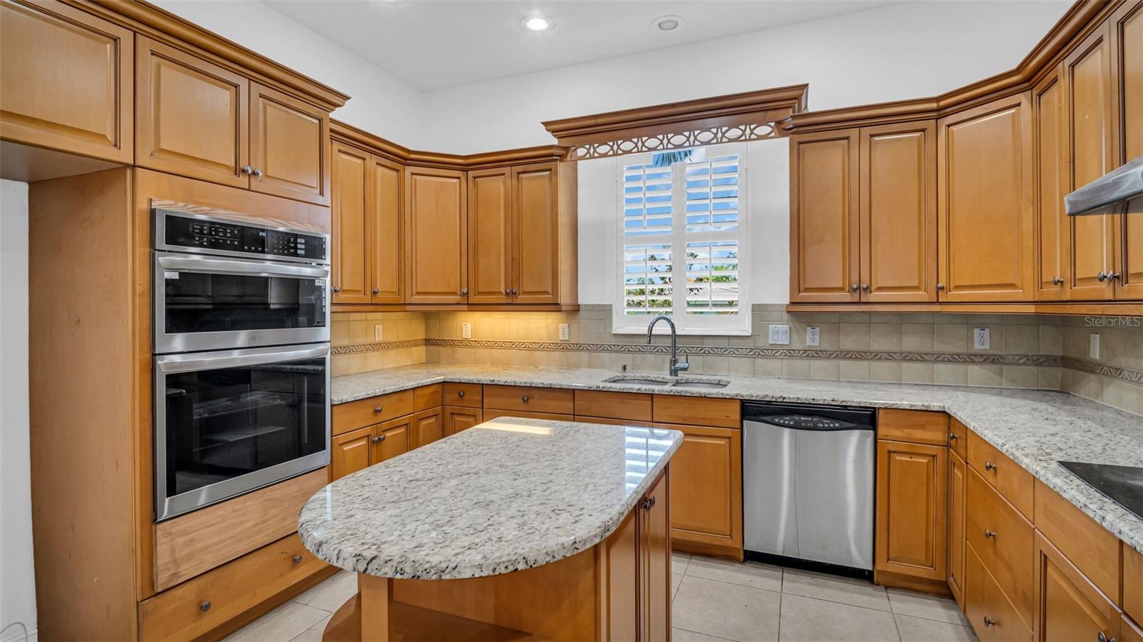 EDEN SHORES SEC 6 - Residential Lease