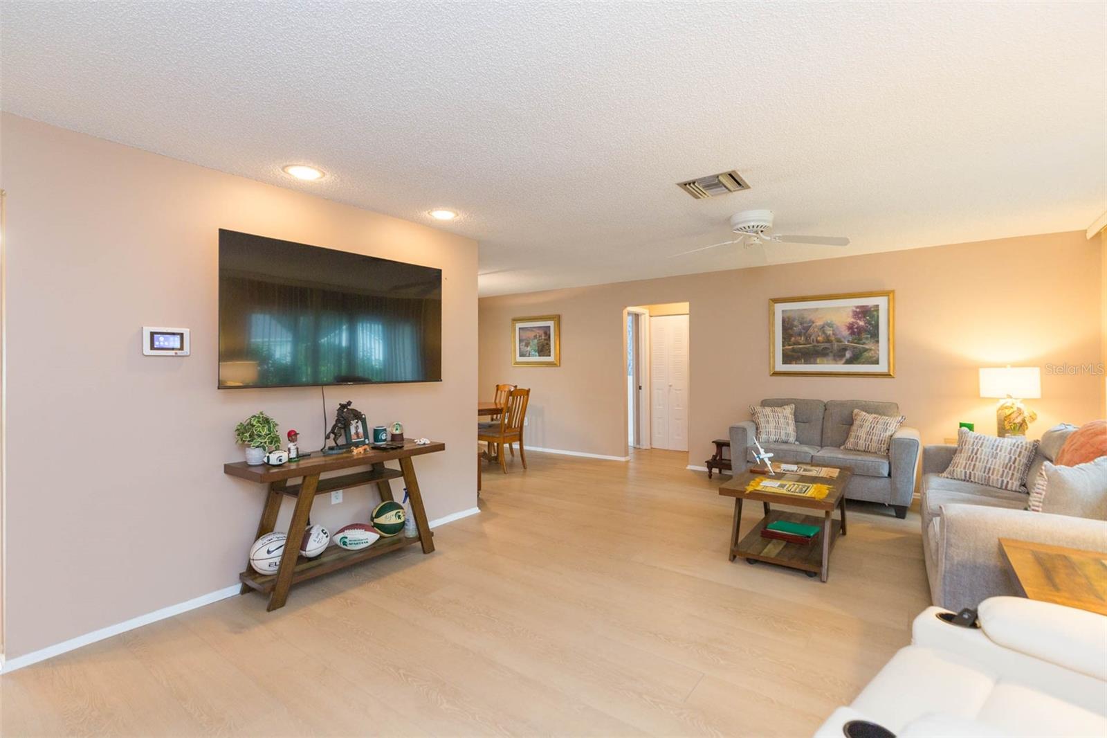 1145 LANYARD STREET