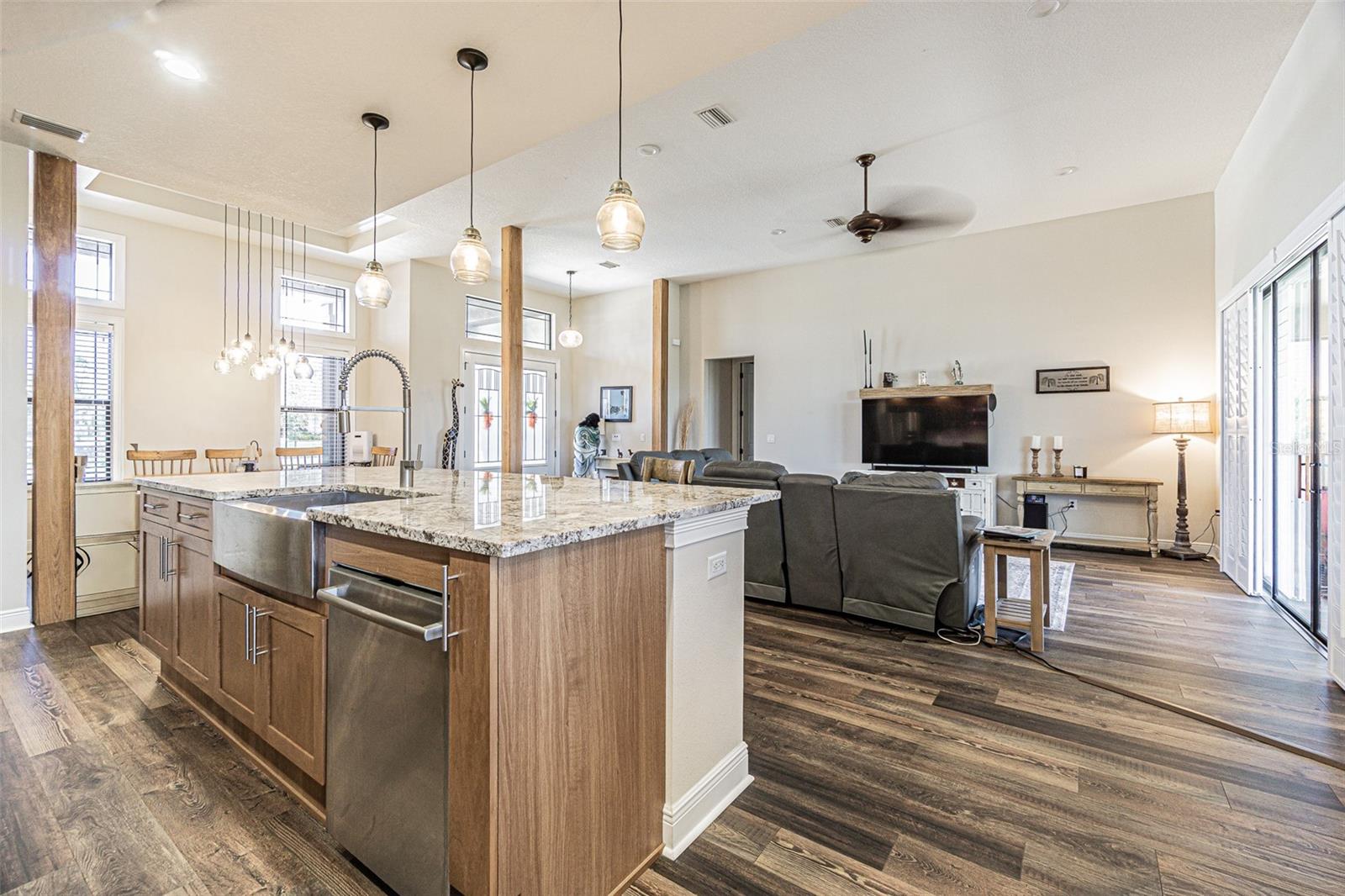 KUMQUAT LANDING - Residential