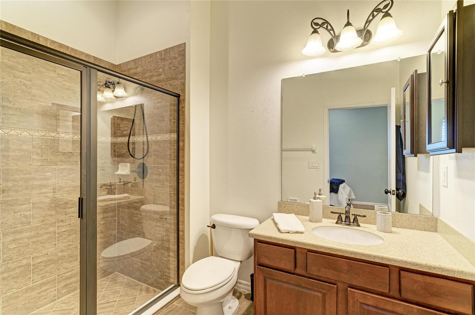 REGENT LAKE - Residential