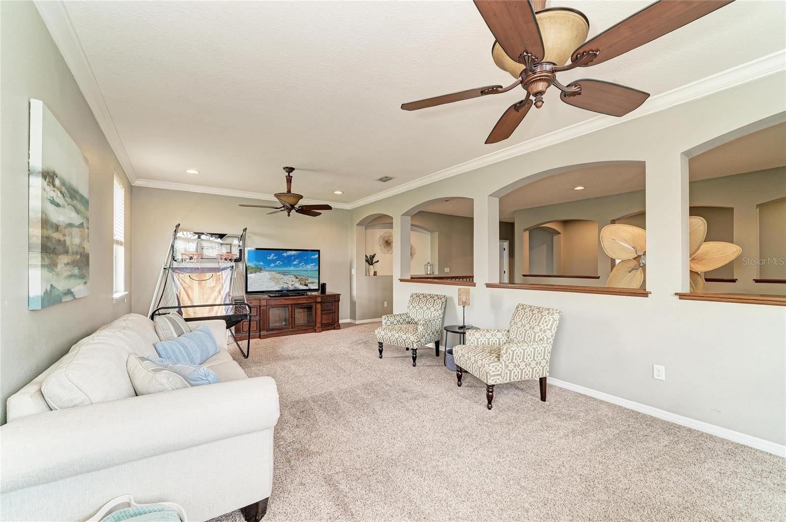 REGENT LAKE - Residential