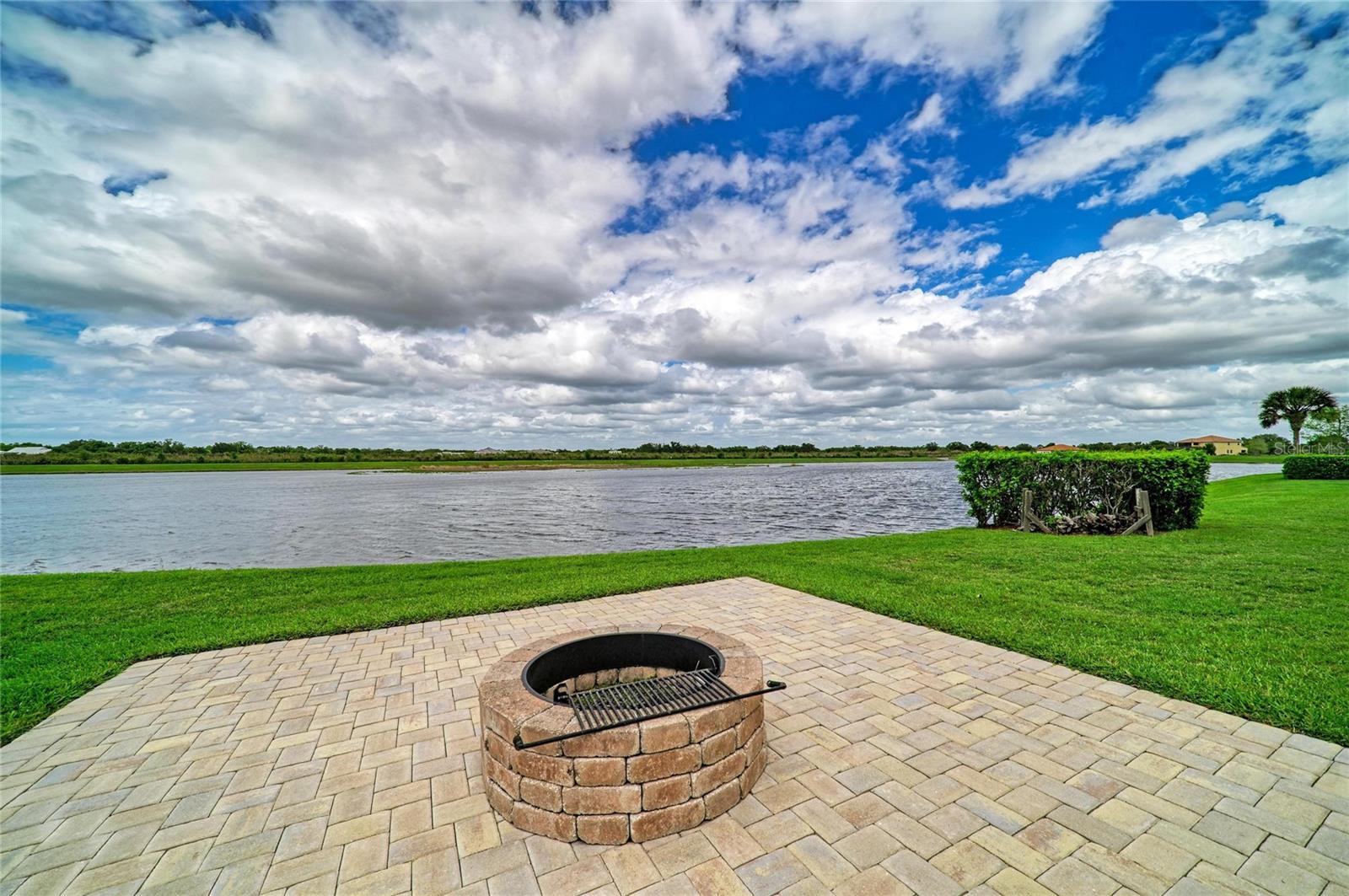 REGENT LAKE - Residential