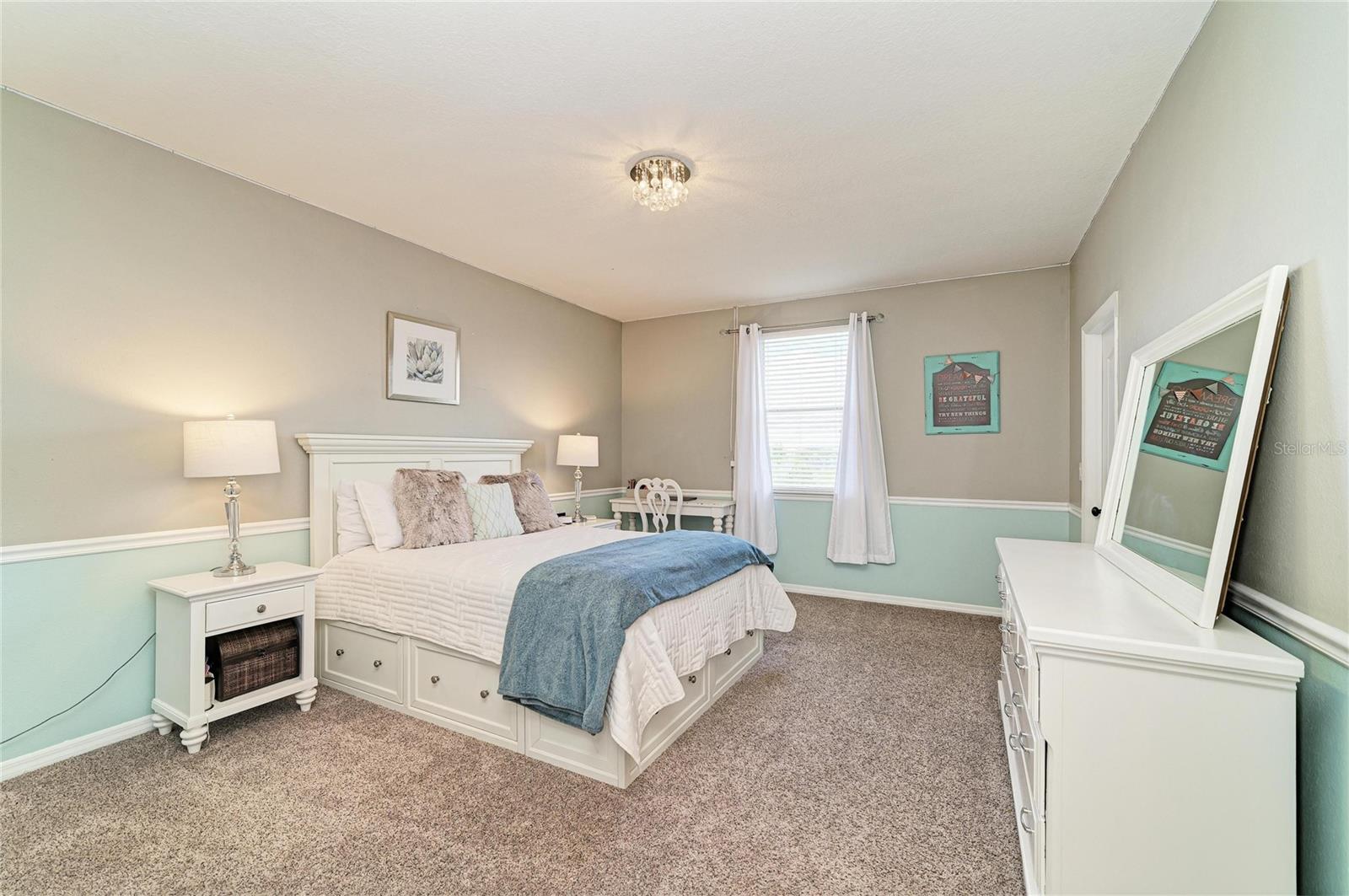 REGENT LAKE - Residential