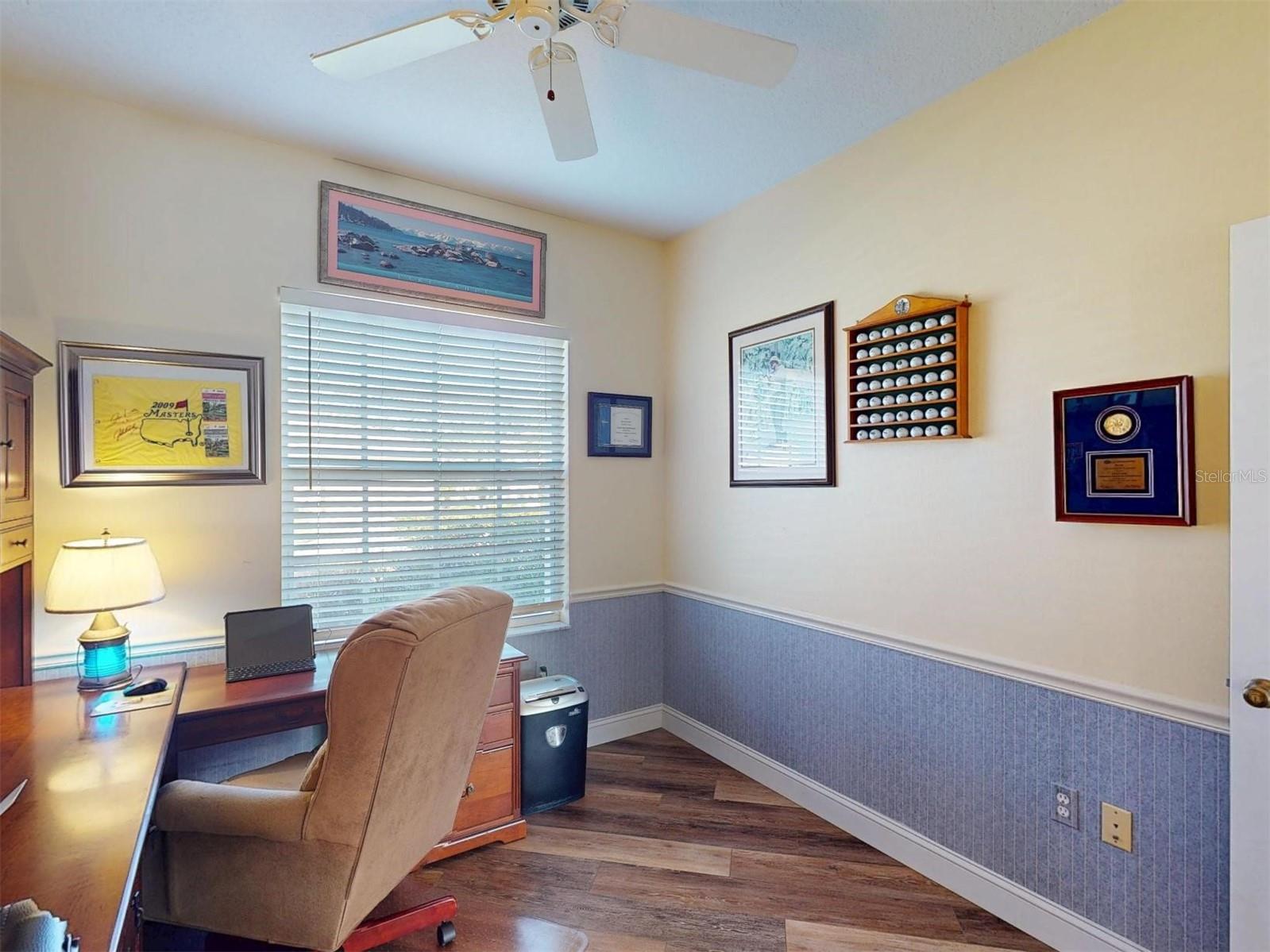 MCINTOSH LAKE - Residential