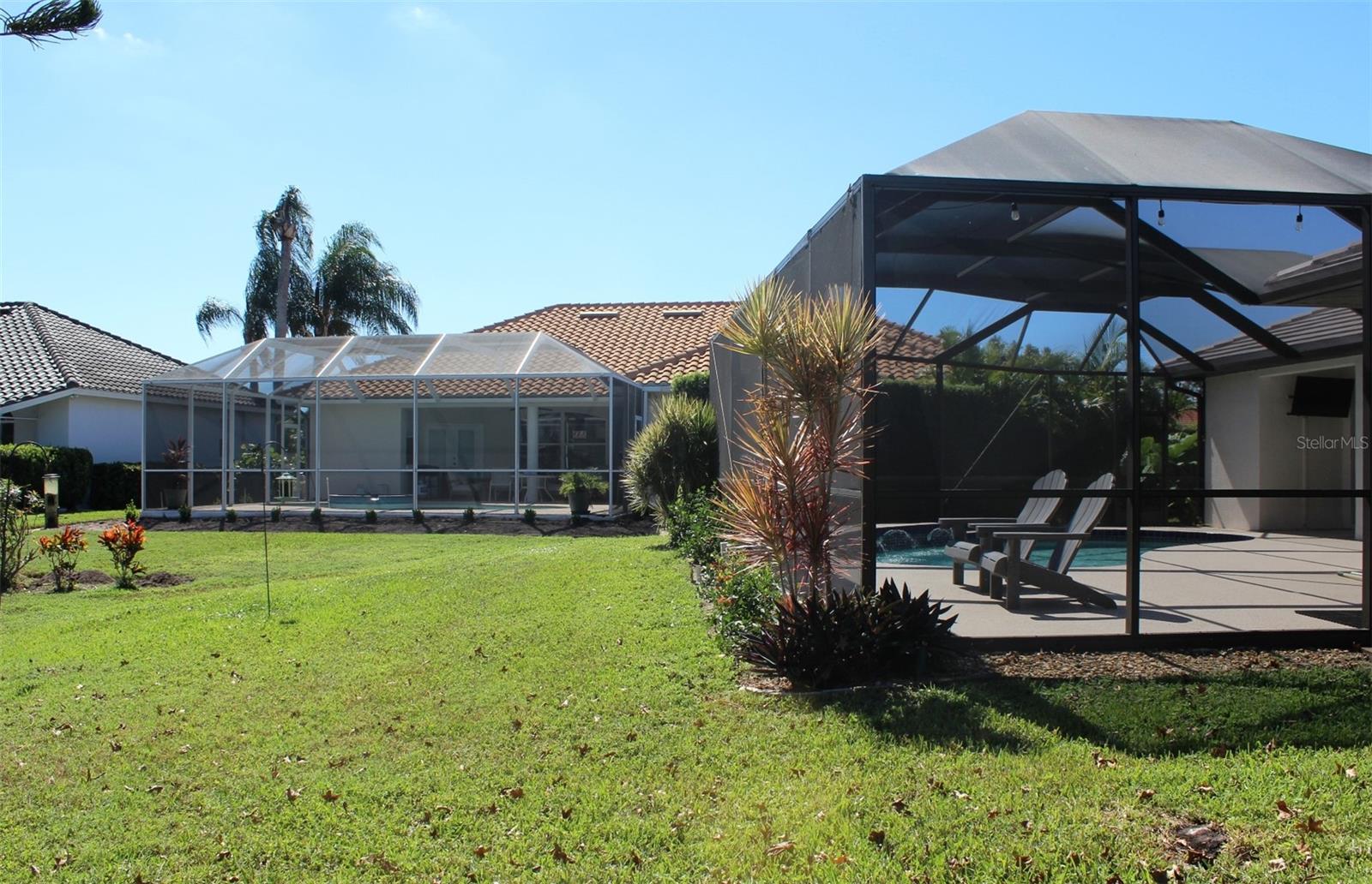 MCINTOSH LAKE - Residential