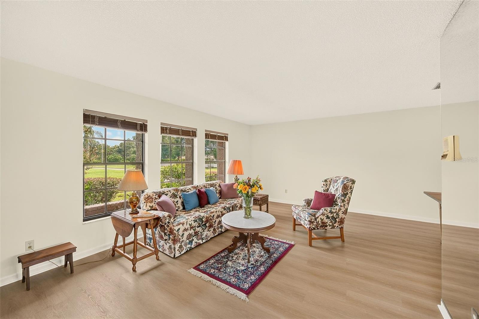 2993 MEADOW WOOD DRIVE