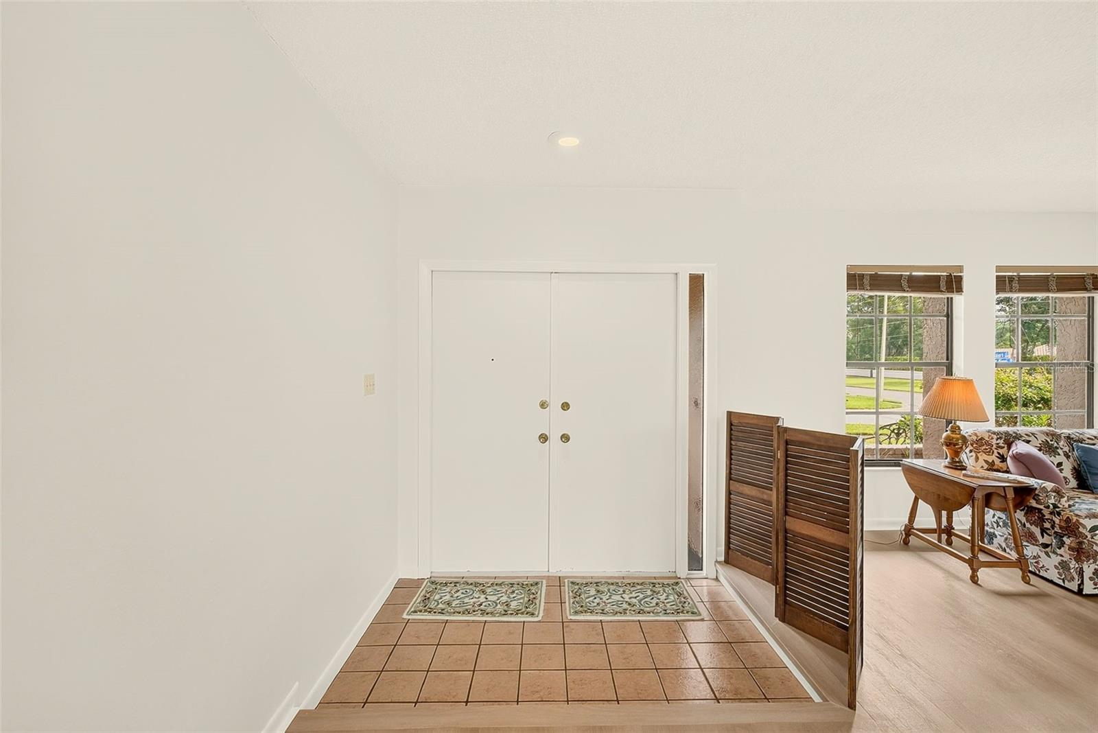 2993 MEADOW WOOD DRIVE