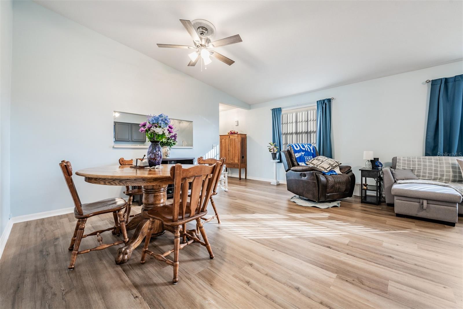 WEDGEWOOD MANOR PH 01 02 - Residential