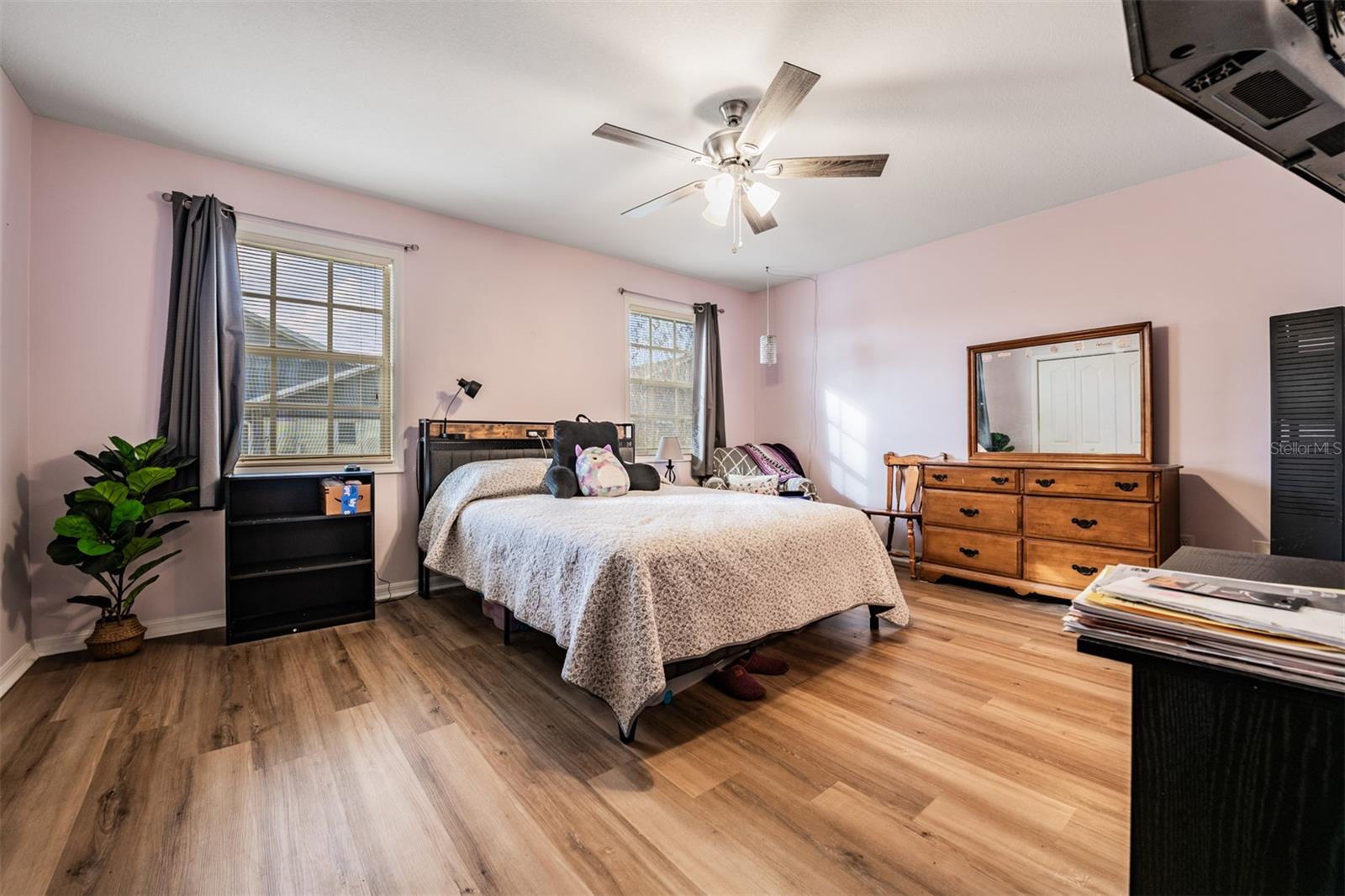 WEDGEWOOD MANOR PH 01 02 - Residential