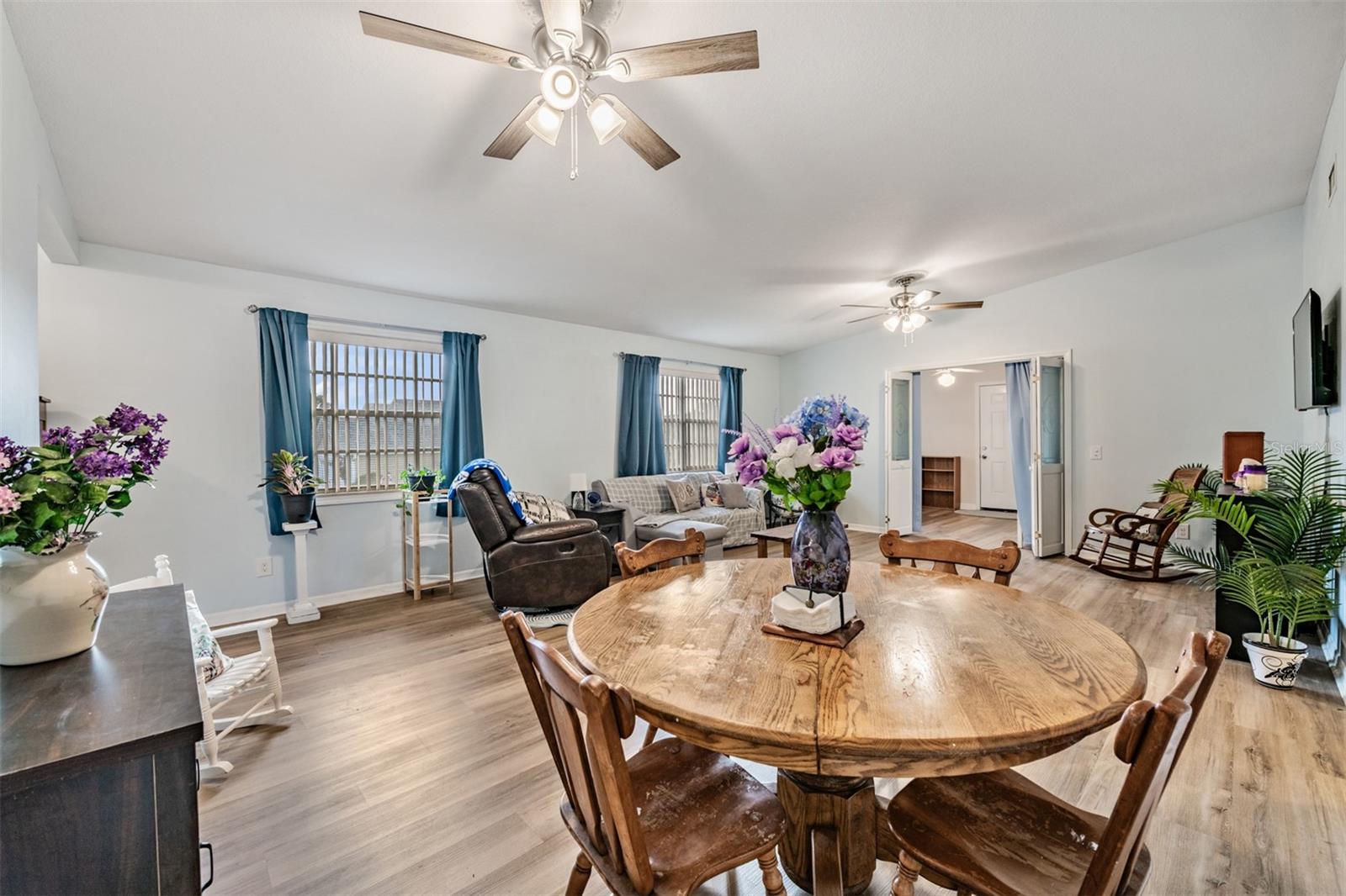 WEDGEWOOD MANOR PH 01 02 - Residential