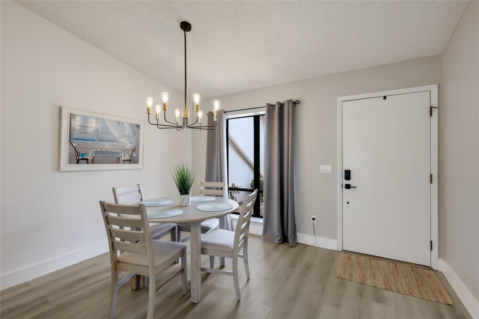 6427 HERITAGE LANE 6427