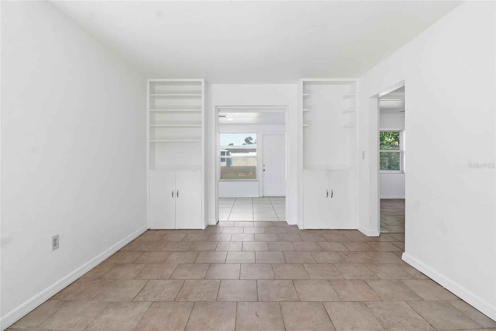 FLORAL PARK - Residential