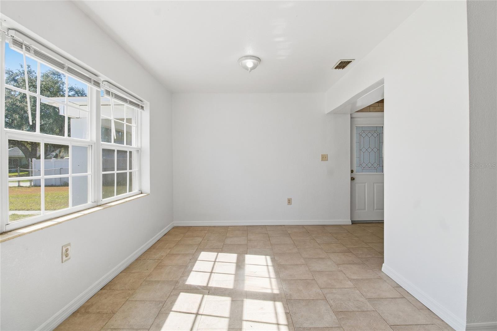 FLORAL PARK - Residential