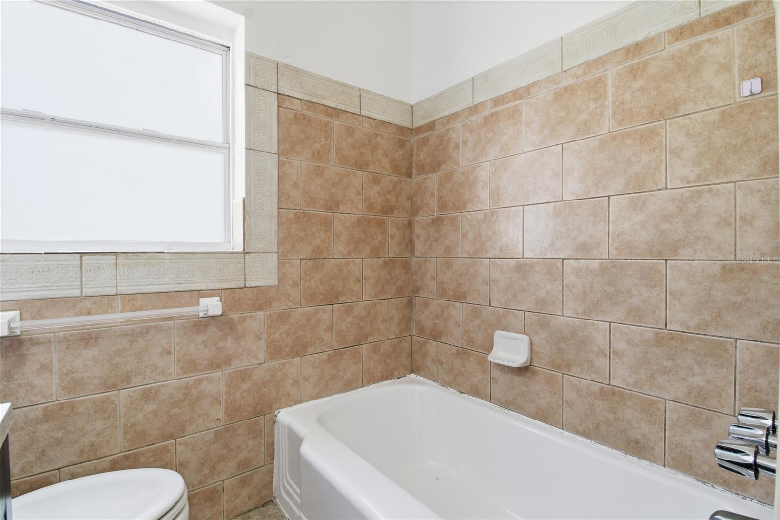 FLORAL PARK - Residential