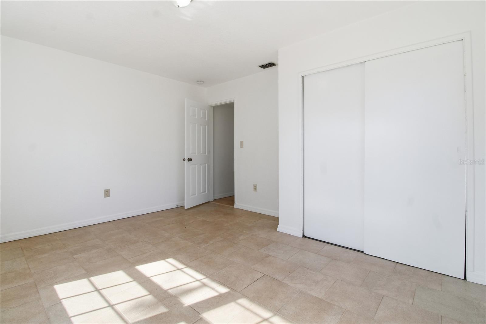 FLORAL PARK - Residential