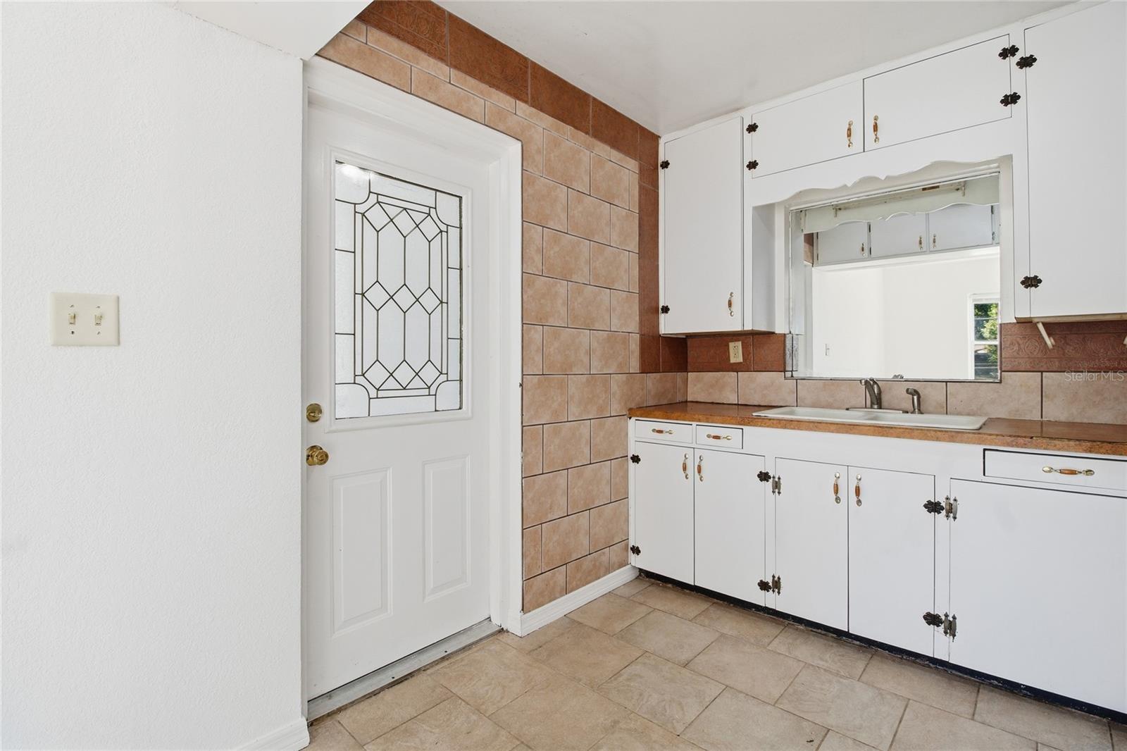 FLORAL PARK - Residential