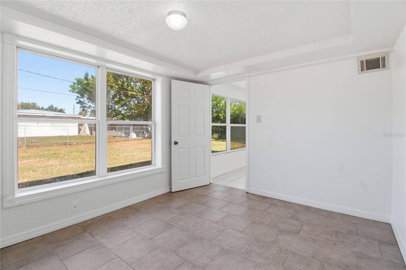 FLORAL PARK - Residential