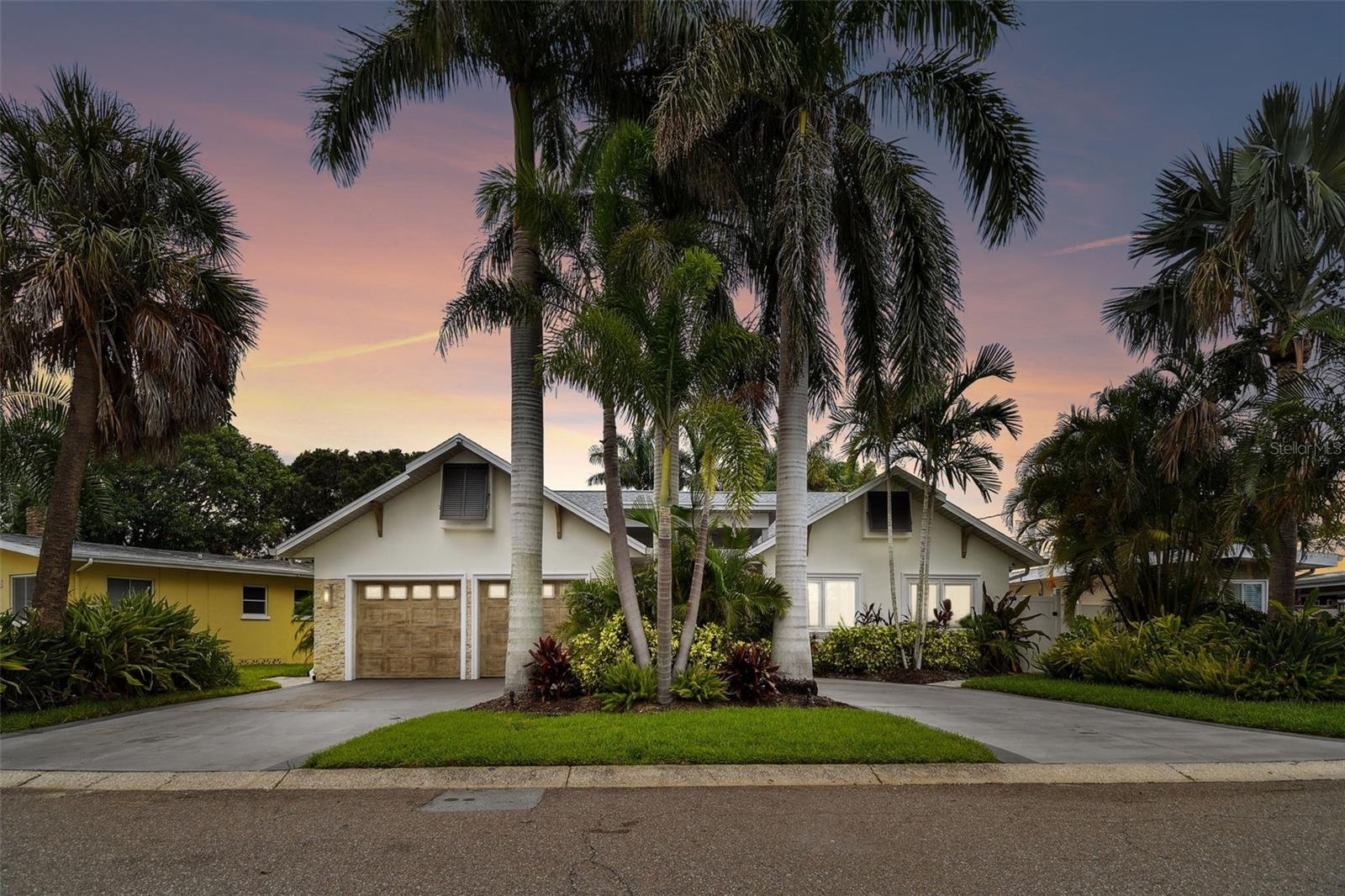VENETIAN POINT - Residential