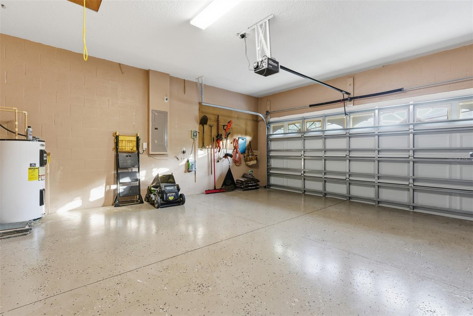 HERITAGE ISLES - Residential