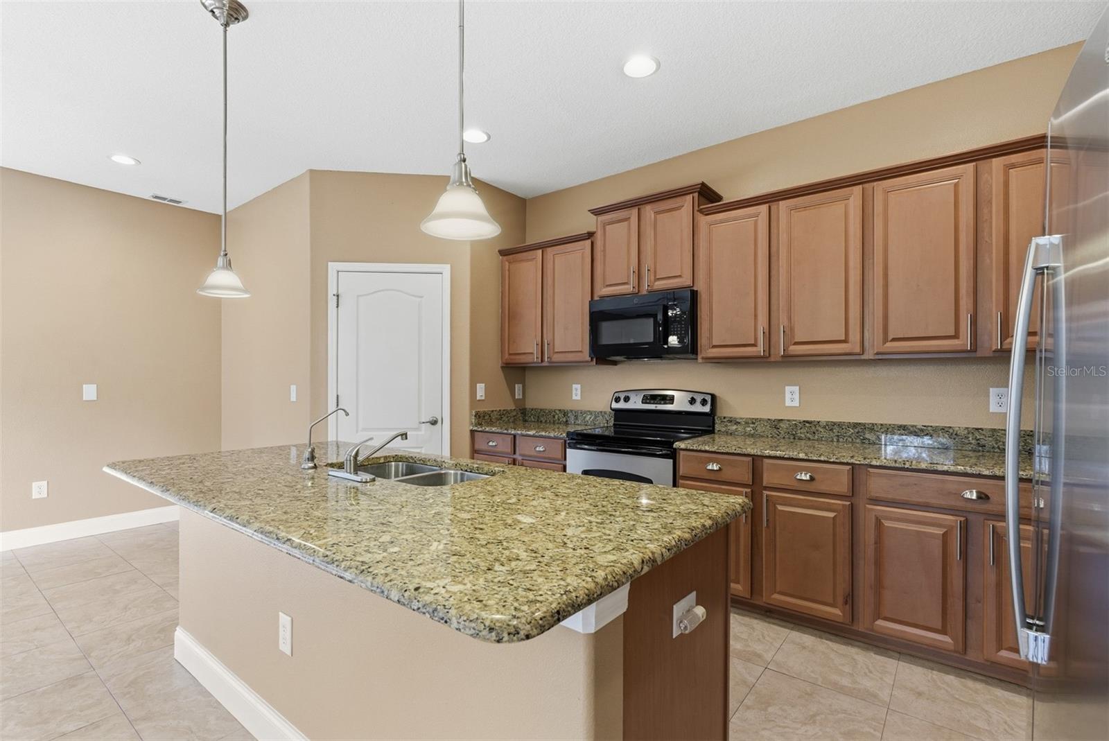 HERITAGE ISLES - Residential