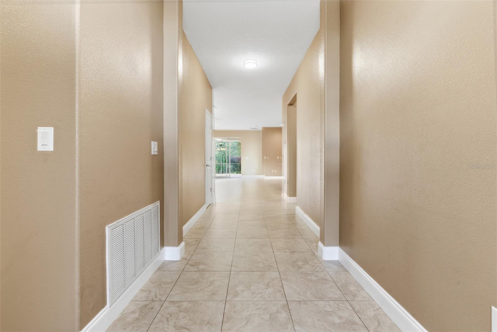 HERITAGE ISLES - Residential