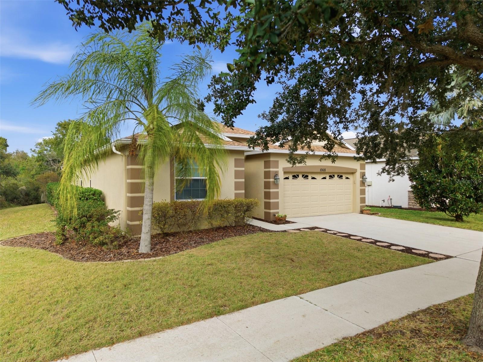 HERITAGE ISLES - Residential