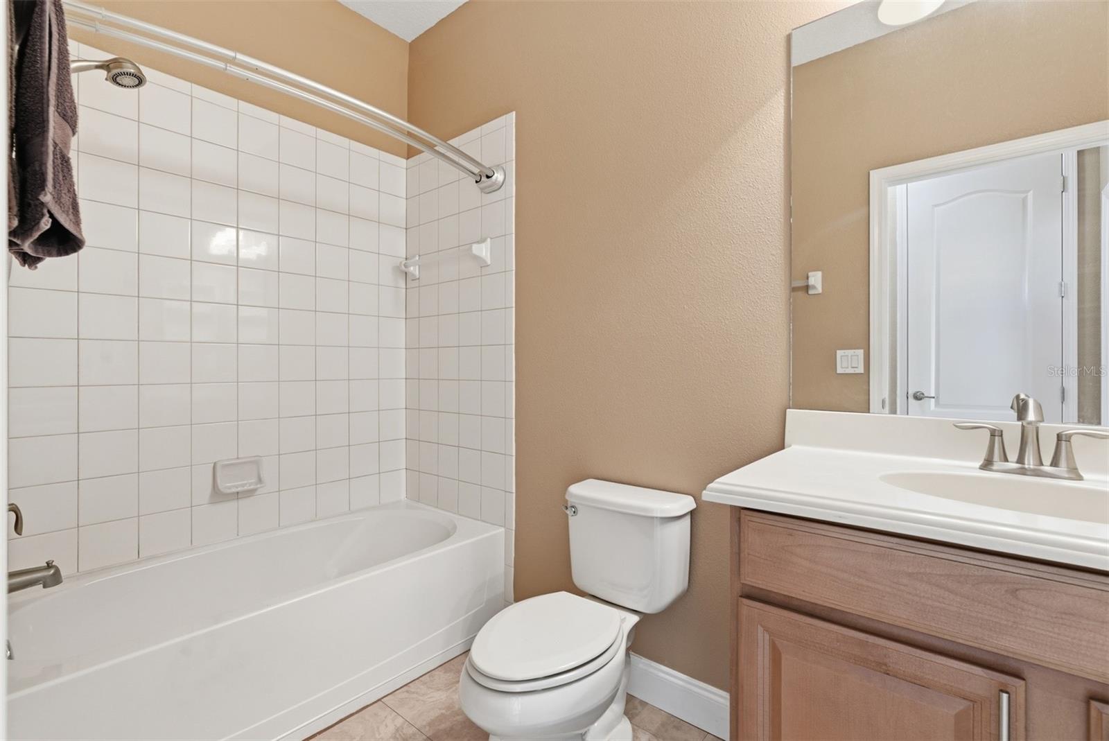 HERITAGE ISLES - Residential