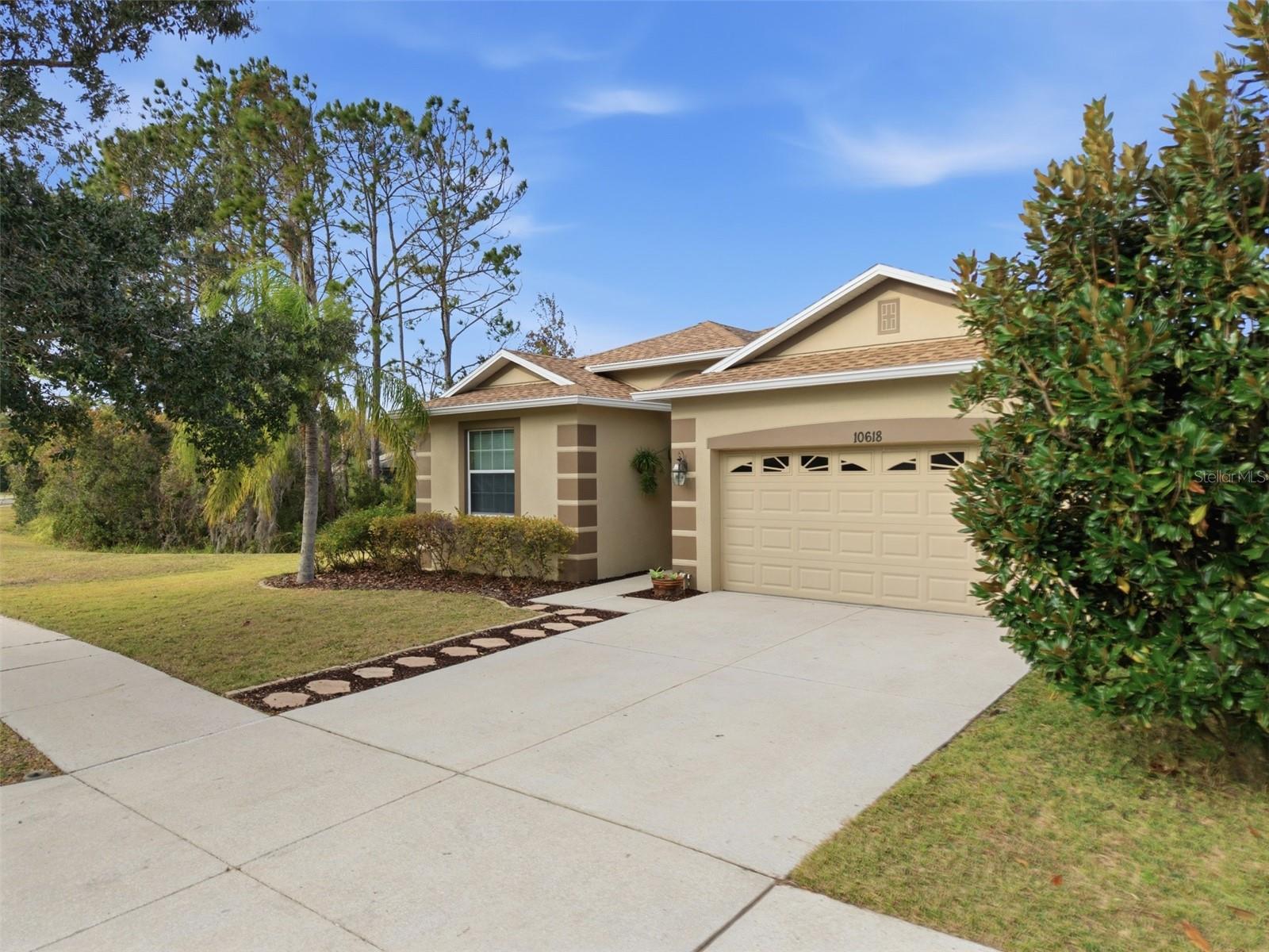 HERITAGE ISLES - Residential