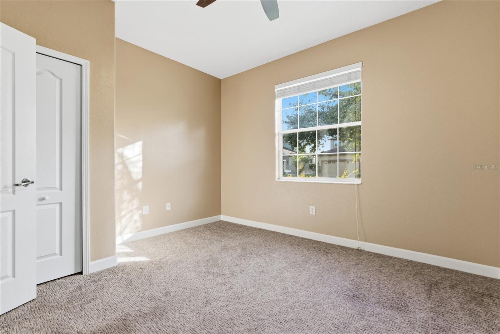 HERITAGE ISLES - Residential