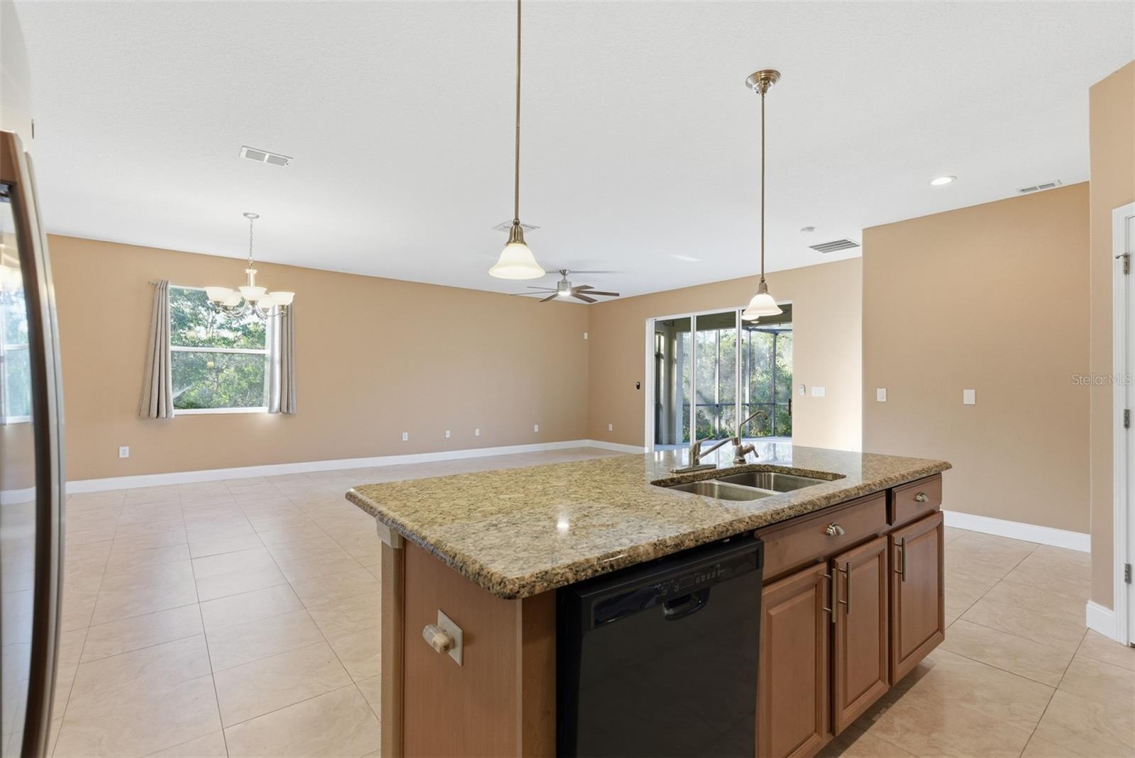 HERITAGE ISLES - Residential