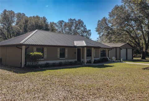 A home in LAKE CITY