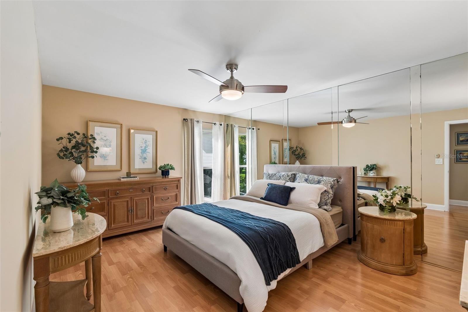 BAYSHORE TRACE CONDO - Residential